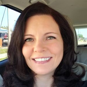 Meet your Posher, Shelbi